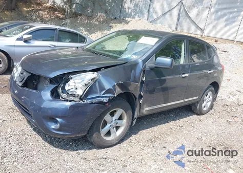 2013 Nissan Rogue S z USA, uszkodzony, nr VIN JN8AS5MV0DW660371